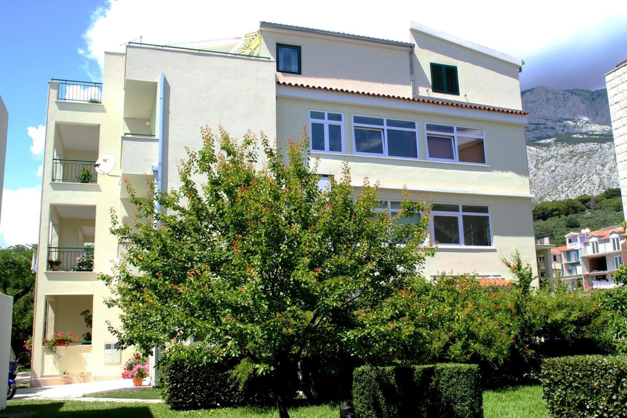 Rooms & Apartments Villa Anka Tučepi Exterior foto